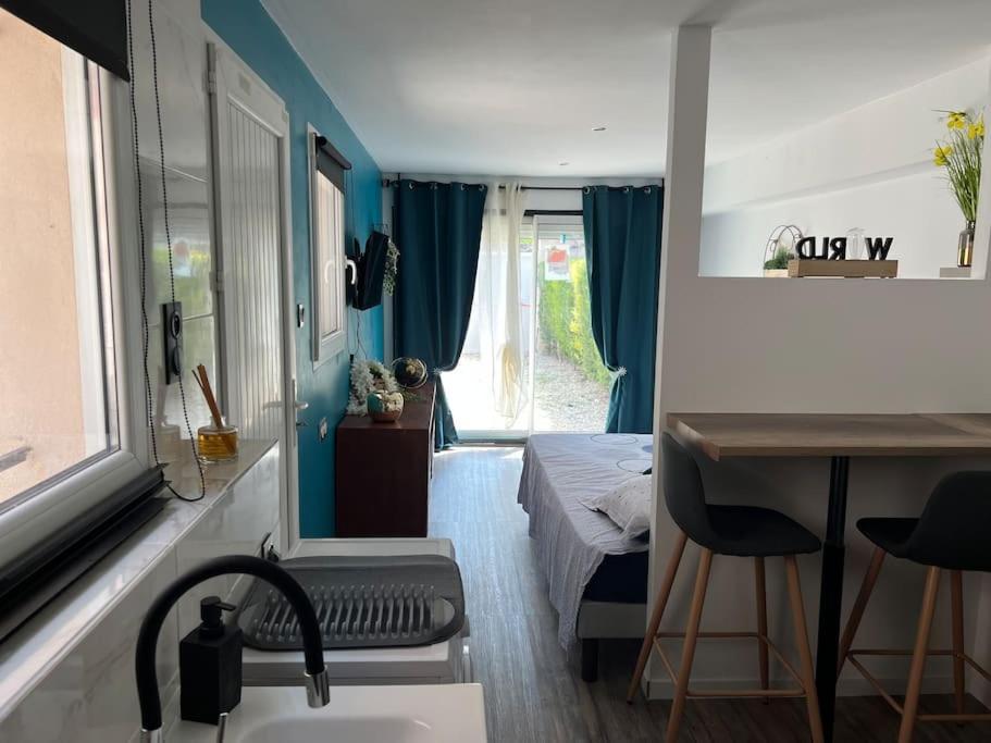 Appartement Superbe Studio Neuf Avec Piscine à Montélimar Extérieur photo