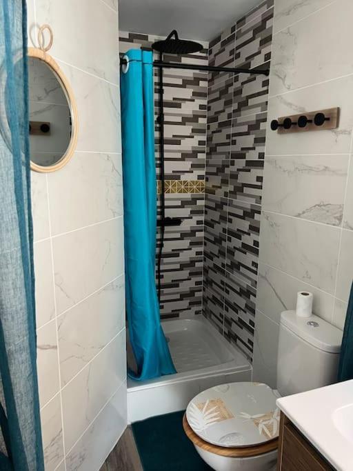 Appartement Superbe Studio Neuf Avec Piscine à Montélimar Extérieur photo