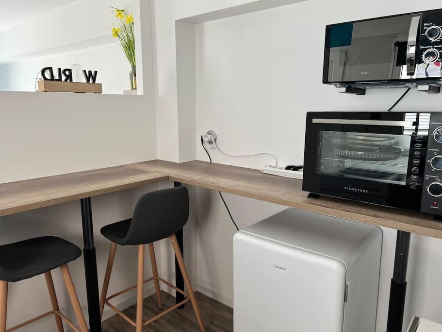 Appartement Superbe Studio Neuf Avec Piscine à Montélimar Extérieur photo